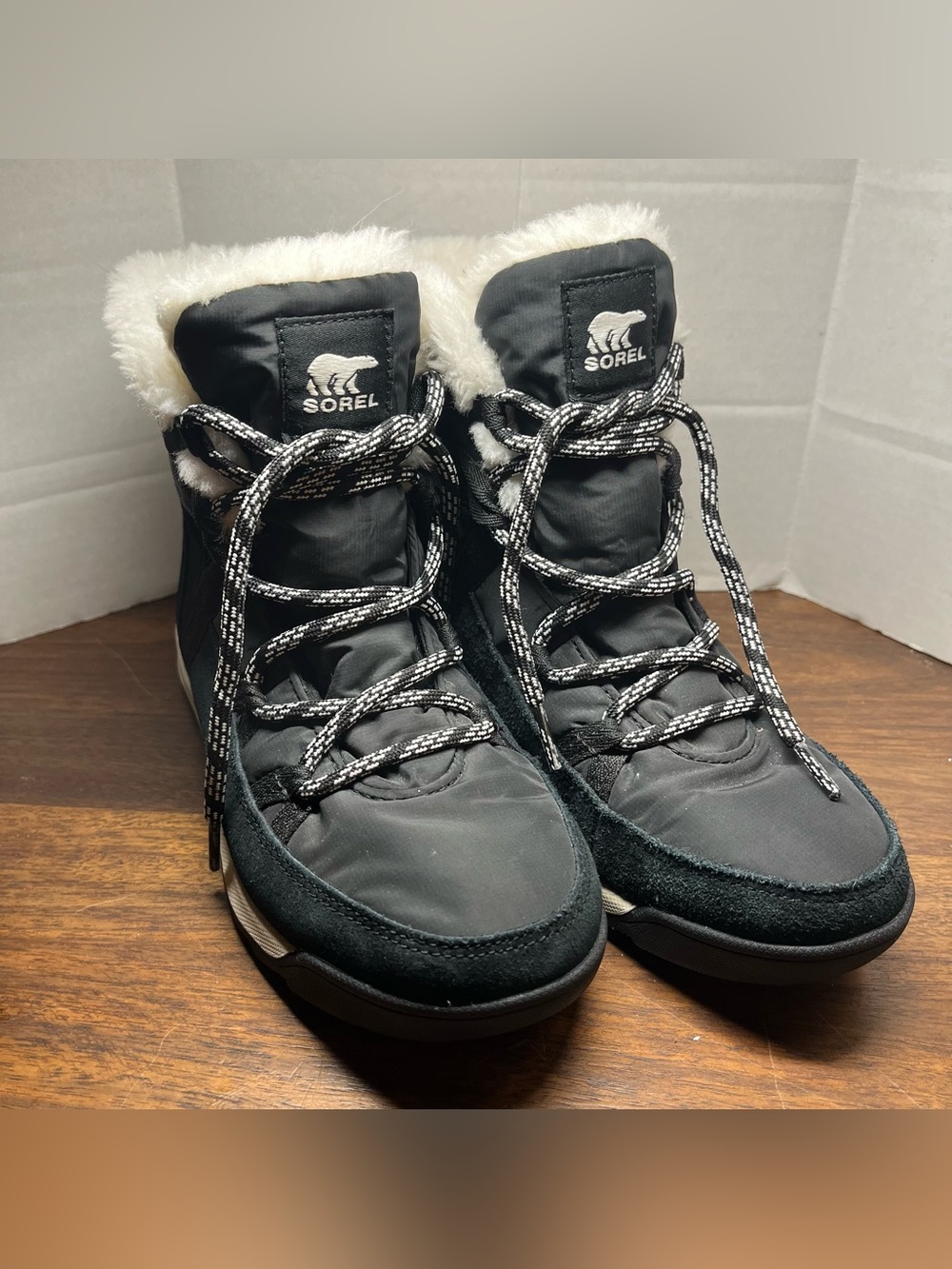 Sz 6.5 Women's Sorel Whitney II Black Lace Up Waterproof Snow Boots NL2776-010